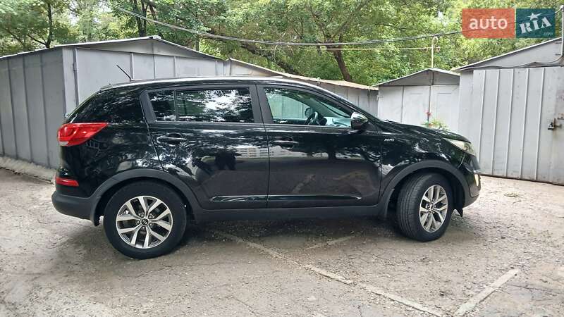 Позашляховик / Кросовер Kia Sportage 2014 в Харкові
