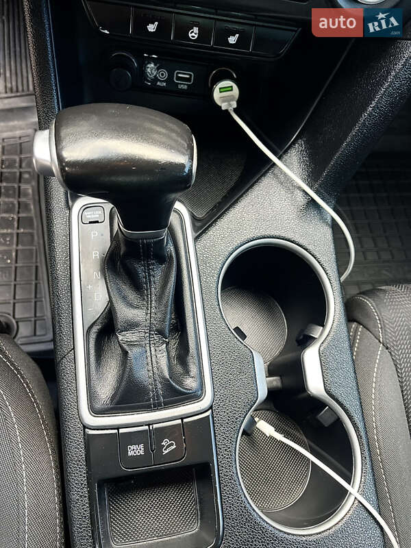 Позашляховик / Кросовер Kia Sportage 2016 в Тернополі фото 73 Позашляховик / Кросовер Kia Sportage 2016 в Тернополі