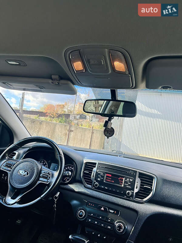 Позашляховик / Кросовер Kia Sportage 2016 в Тернополі фото 88 Позашляховик / Кросовер Kia Sportage 2016 в Тернополі
