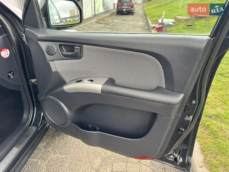 Позашляховик / Кросовер Kia Sportage 2008 в Києві