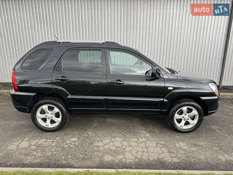 Позашляховик / Кросовер Kia Sportage 2008 в Києві
