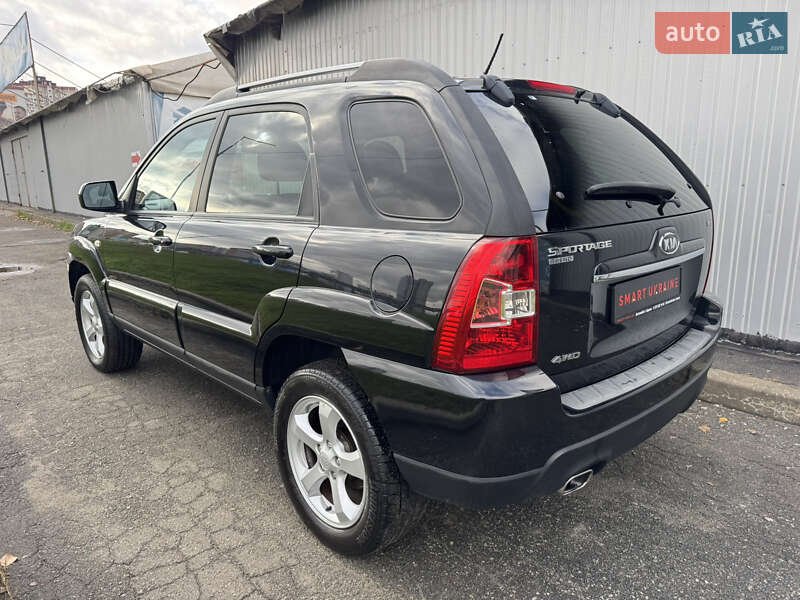 Позашляховик / Кросовер Kia Sportage 2008 в Києві