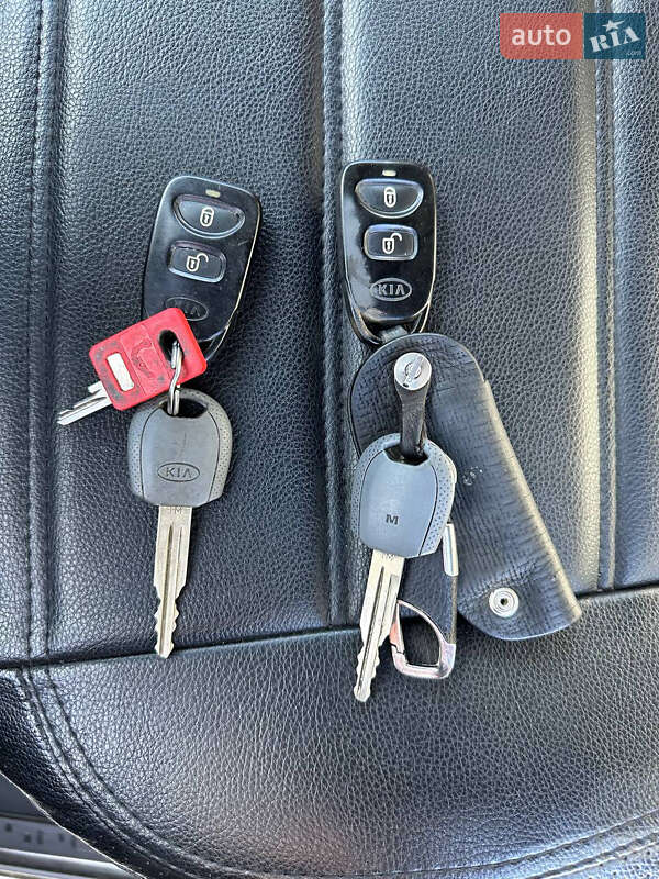 Позашляховик / Кросовер Kia Sportage 2005 в Бурштині