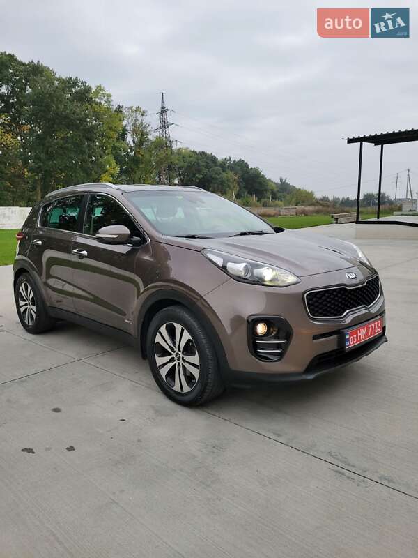Позашляховик / Кросовер Kia Sportage 2016 в Луцьку