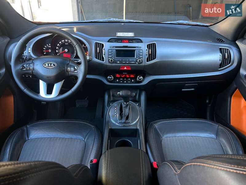 Позашляховик / Кросовер Kia Sportage 2011 в Одесі