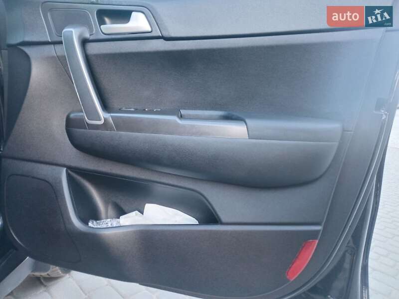 Внедорожник / Кроссовер Kia Sportage 2019 в Львове