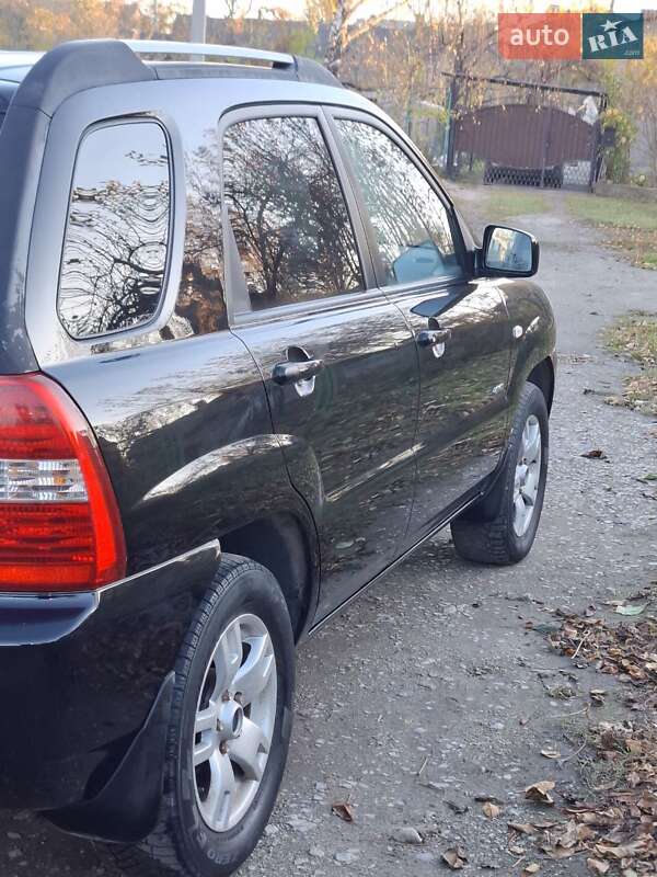 Внедорожник / Кроссовер Kia Sportage 2006 в Ровно