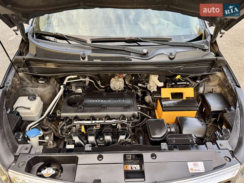 Внедорожник / Кроссовер Kia Sportage 2013 в Киеве
