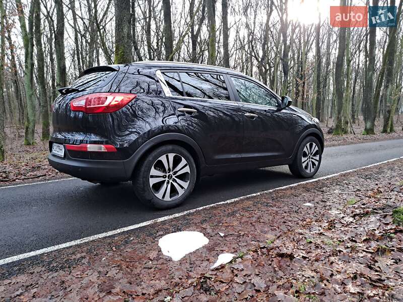 Внедорожник / Кроссовер Kia Sportage 2012 в Луцке