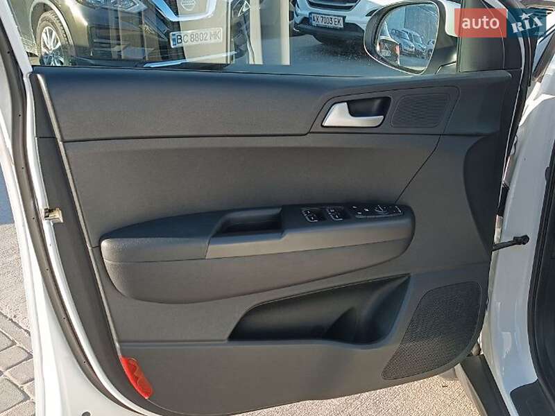 Внедорожник / Кроссовер Kia Sportage 2020 в Львове