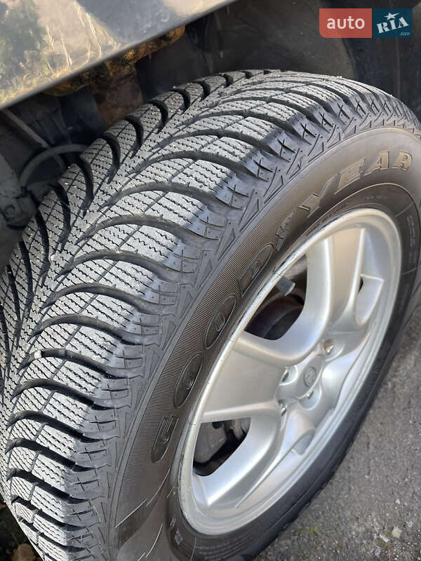 Внедорожник / Кроссовер Kia Sportage 2007 в Тернополе