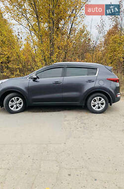 Внедорожник / Кроссовер Kia Sportage 2016 в Полтаве