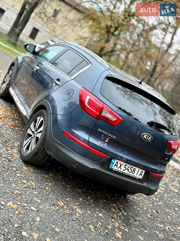 Позашляховик / Кросовер Kia Sportage 2013 в Харкові