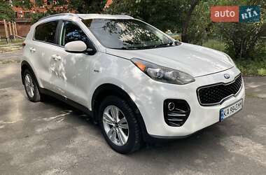 Внедорожник / Кроссовер Kia Sportage 2016 в Киеве