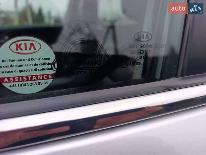 Позашляховик / Кросовер Kia Sportage 2011 в Чернівцях