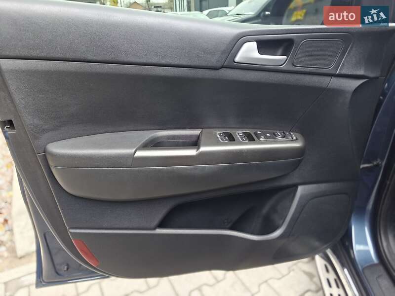 Внедорожник / Кроссовер Kia Sportage 2019 в Киеве