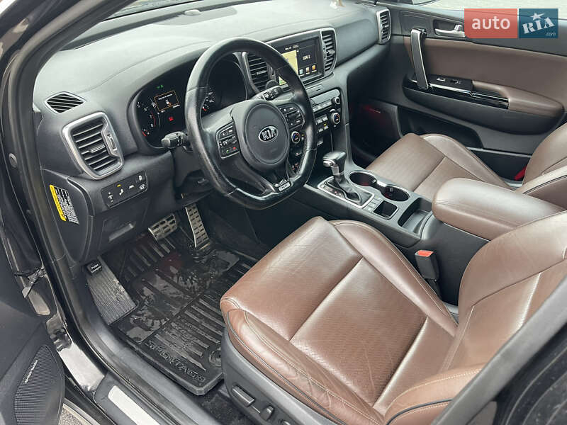 Внедорожник / Кроссовер Kia Sportage 2016 в Киеве