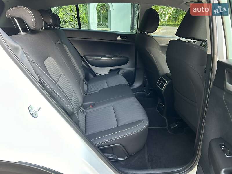 Внедорожник / Кроссовер Kia Sportage 2019 в Львове