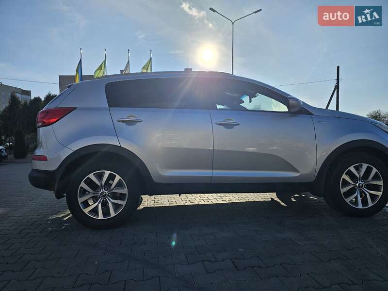 Позашляховик / Кросовер Kia Sportage 2014 в Луцьку