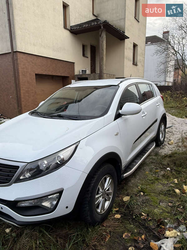 Внедорожник / Кроссовер Kia Sportage 2011 в Львове