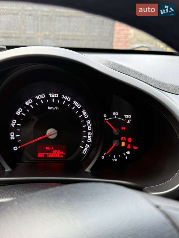 Внедорожник / Кроссовер Kia Sportage 2011 в Львове