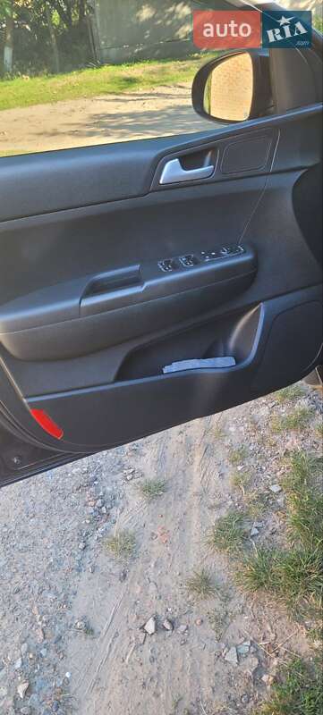 Позашляховик / Кросовер Kia Sportage 2021 в Прилуках фото 16 Позашляховик / Кросовер Kia Sportage 2021 в Прилуках