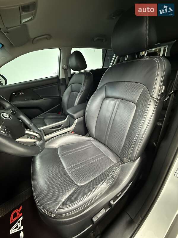 Позашляховик / Кросовер Kia Sportage 2013 в Одесі