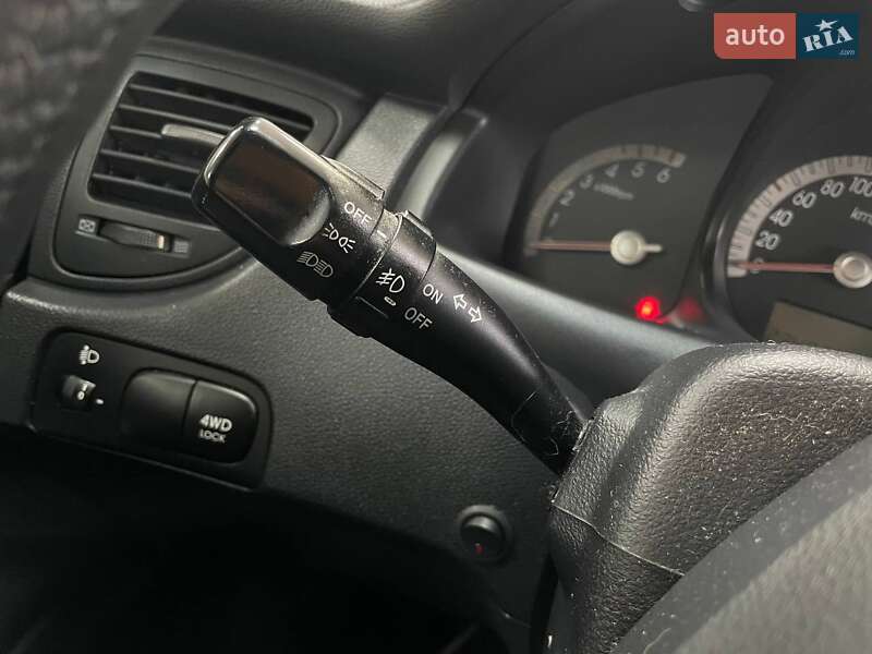 Позашляховик / Кросовер Kia Sportage 2008 в Києві