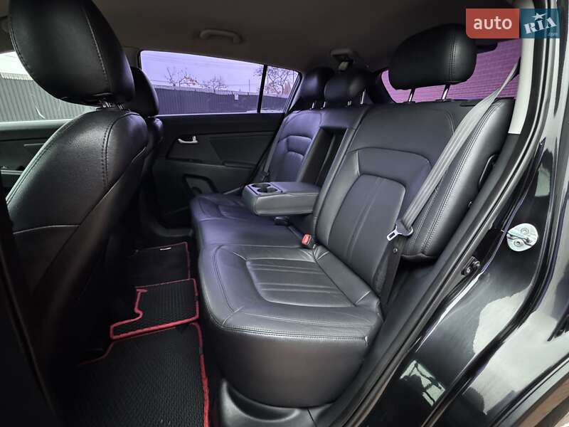 Внедорожник / Кроссовер Kia Sportage 2012 в Одессе