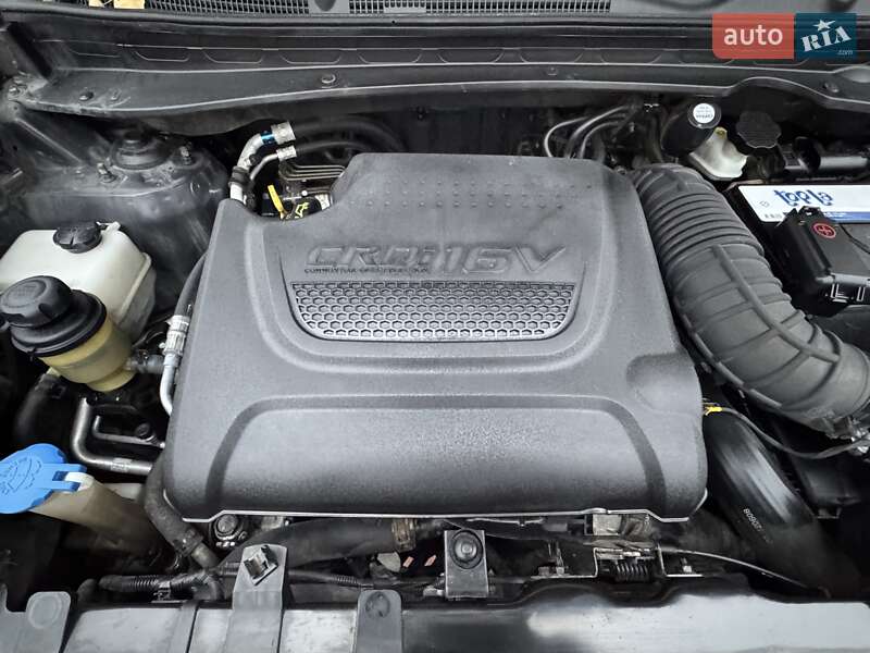 Внедорожник / Кроссовер Kia Sportage 2012 в Одессе