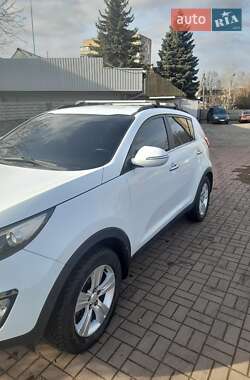 Внедорожник / Кроссовер Kia Sportage 2011 в Славянске