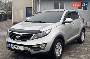 Внедорожник / Кроссовер Kia Sportage 2013 в Ивано-Франковске