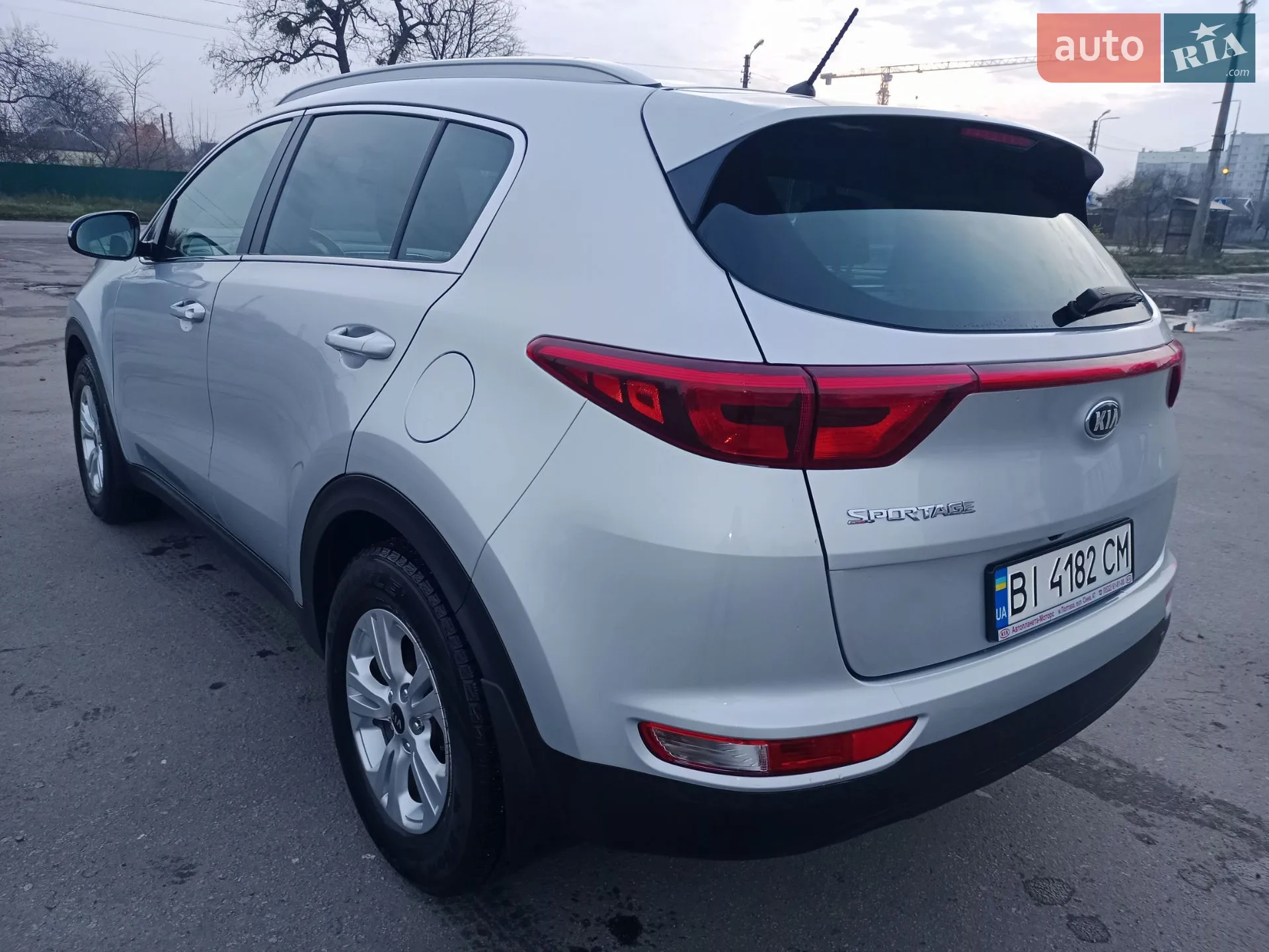 Kia Sportage 2017 VIN U5YPG814AHL409383 фото оголошення 10 з 54