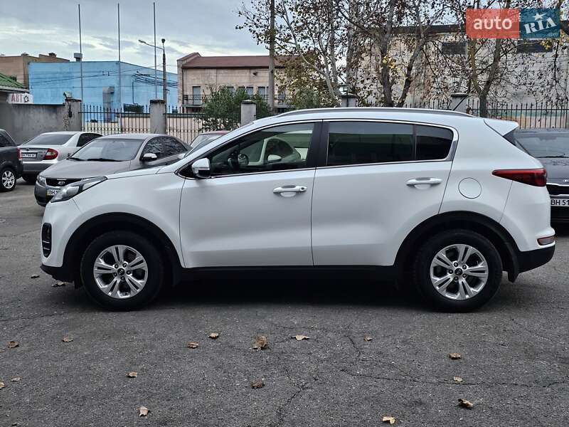 Внедорожник / Кроссовер Kia Sportage 2016 в Одессе
