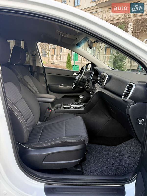 Внедорожник / Кроссовер Kia Sportage 2021 в Одессе фото 25 Внедорожник / Кроссовер Kia Sportage 2021 в Одессе