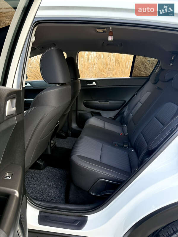 Внедорожник / Кроссовер Kia Sportage 2021 в Одессе фото 32 Внедорожник / Кроссовер Kia Sportage 2021 в Одессе