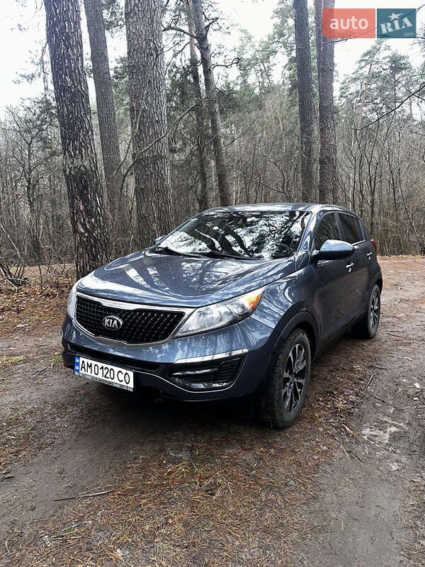 Внедорожник / Кроссовер Kia Sportage 2016 в Коростышеве