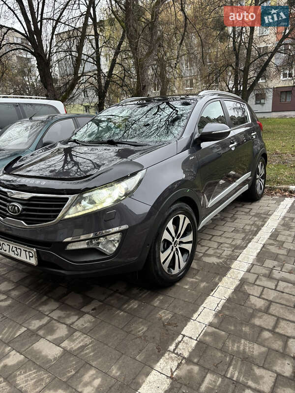 Позашляховик / Кросовер Kia Sportage 2012 в Шептицькому