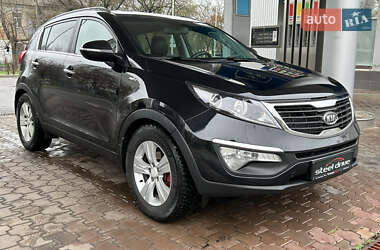 Позашляховик / Кросовер Kia Sportage 2010 в Миколаєві