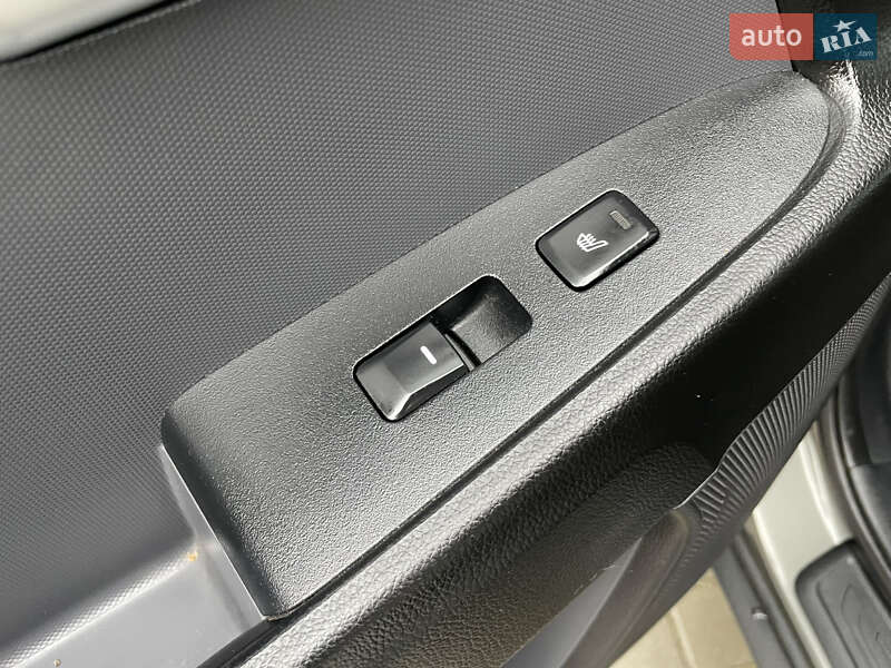 Внедорожник / Кроссовер Kia Sportage 2012 в Баре