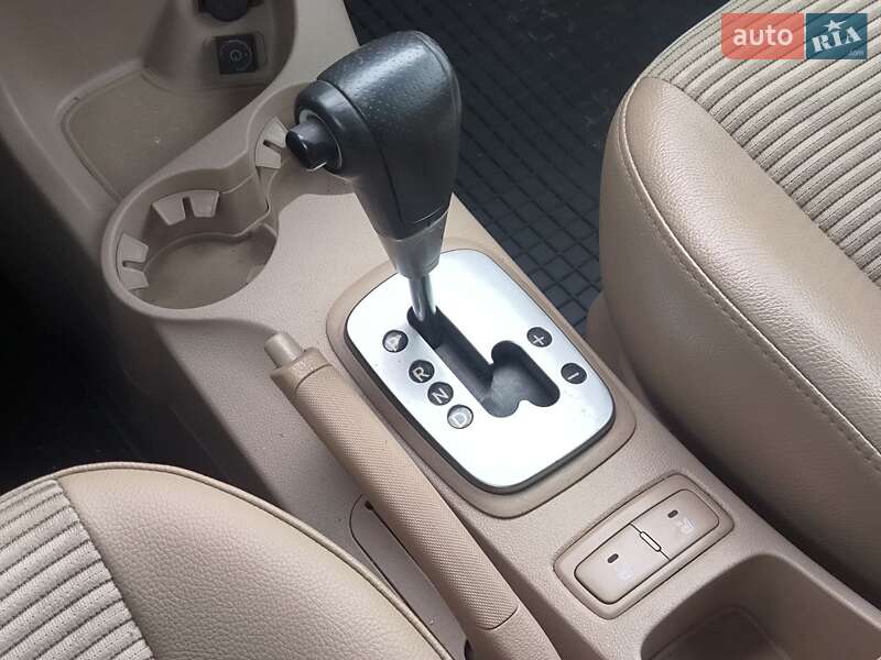 Внедорожник / Кроссовер Kia Sportage 2005 в Киеве фото 19 Внедорожник / Кроссовер Kia Sportage 2005 в Киеве