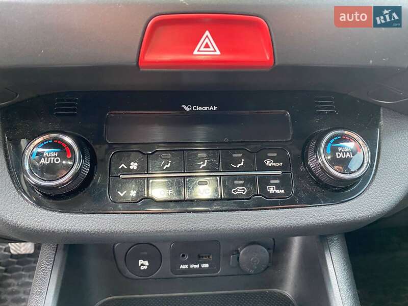 Внедорожник / Кроссовер Kia Sportage 2010 в Львове фото 15 Внедорожник / Кроссовер Kia Sportage 2010 в Львове