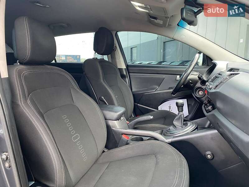 Внедорожник / Кроссовер Kia Sportage 2010 в Львове фото 3 Внедорожник / Кроссовер Kia Sportage 2010 в Львове