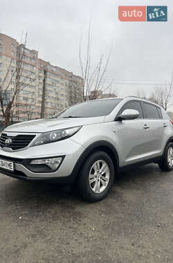 Внедорожник / Кроссовер Kia Sportage 2013 в Софиевской Борщаговке