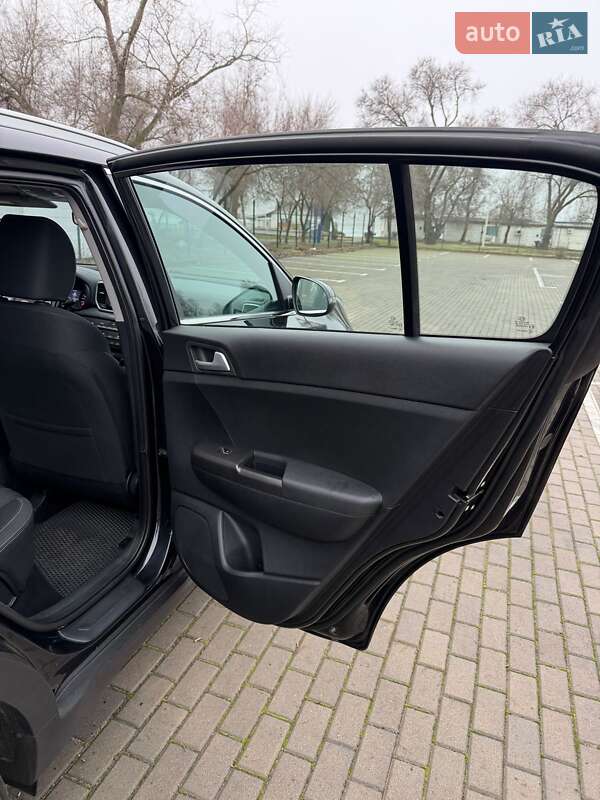 Внедорожник / Кроссовер Kia Sportage 2021 в Запорожье фото 15 Внедорожник / Кроссовер Kia Sportage 2021 в Запорожье