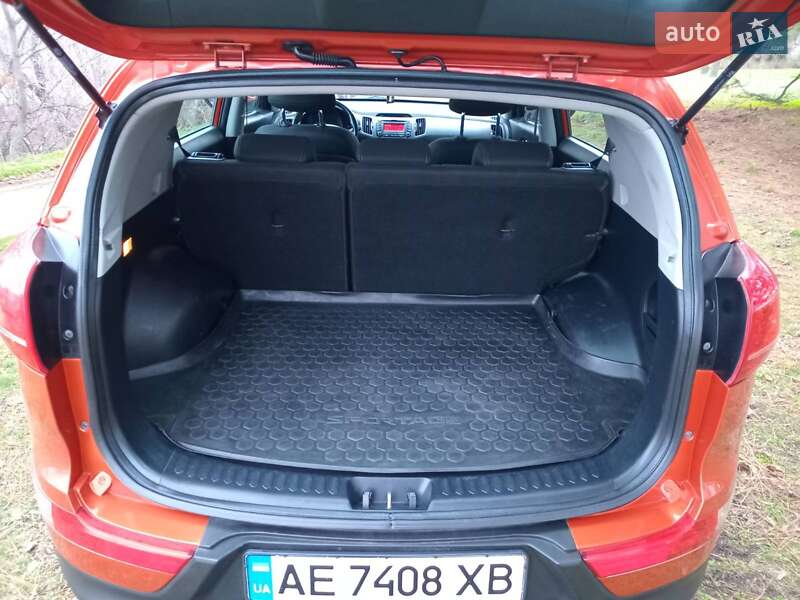 Позашляховик / Кросовер Kia Sportage 2011 в Дніпрі
