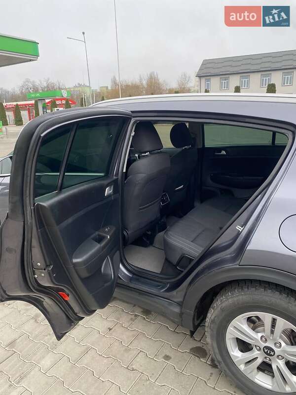 Внедорожник / Кроссовер Kia Sportage 2017 в Виннице фото 12 Внедорожник / Кроссовер Kia Sportage 2017 в Виннице