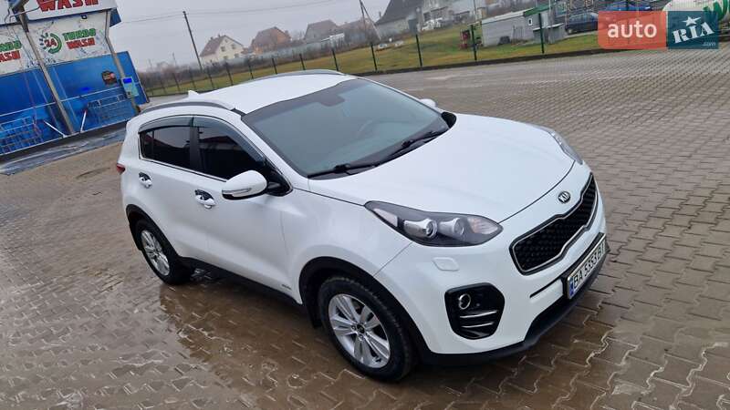 Внедорожник / Кроссовер Kia Sportage 2017 в Каменец-Подольском