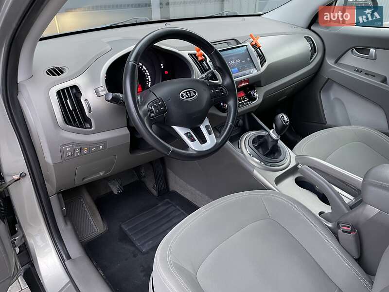 Внедорожник / Кроссовер Kia Sportage 2011 в Ковеле