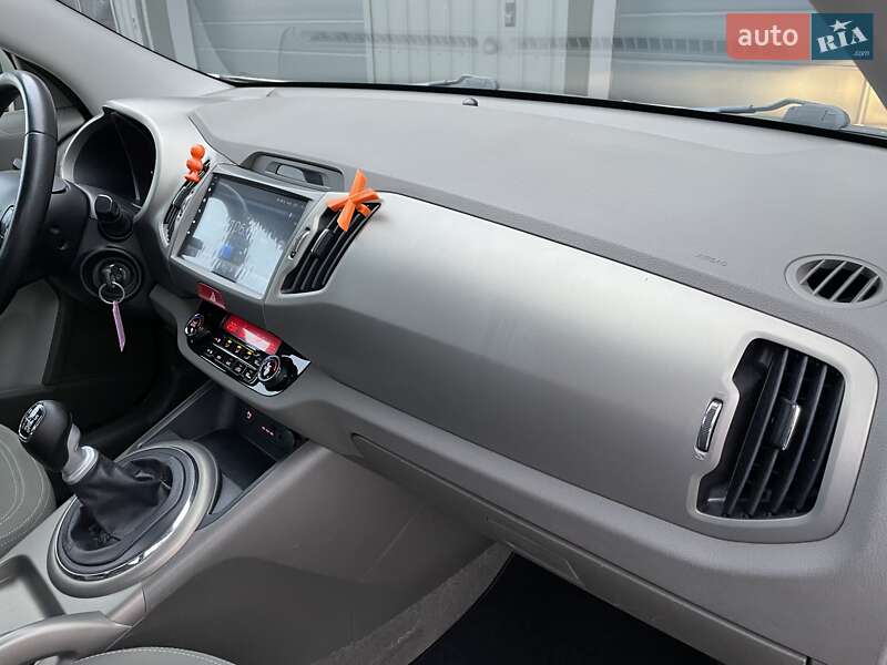 Внедорожник / Кроссовер Kia Sportage 2011 в Ковеле